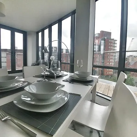 Clarus Living Leeds *