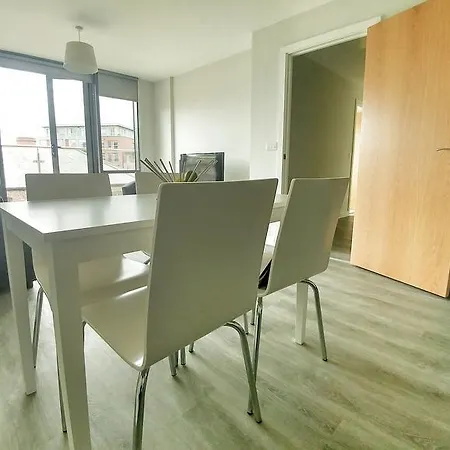 Clarus Living Leeds Apartment *