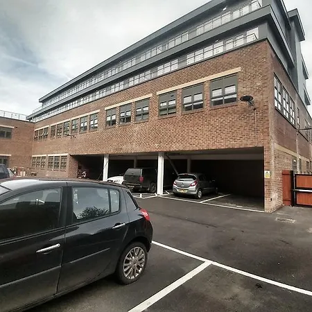 Clarus Living Leeds * Leeds (West Yorkshire)